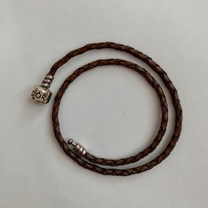 Pandora doble leather bracelet